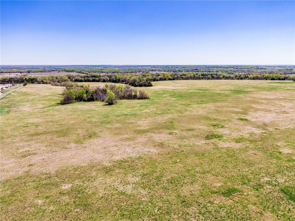 841 69 Highway Property Photo 36