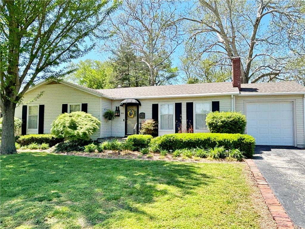 610 S Woodland Street Property Photo 2