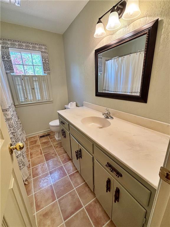 610 S Woodland Street Property Photo 34