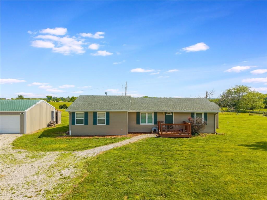 7226 E State Route F Highway