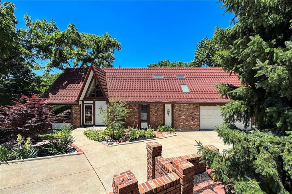 4710 Monrovia Street Property Photo 1