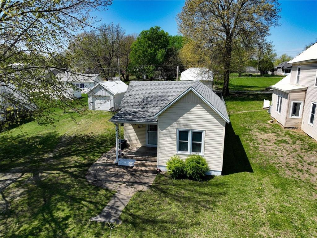 1539 1st Avenue Property Photo 1
