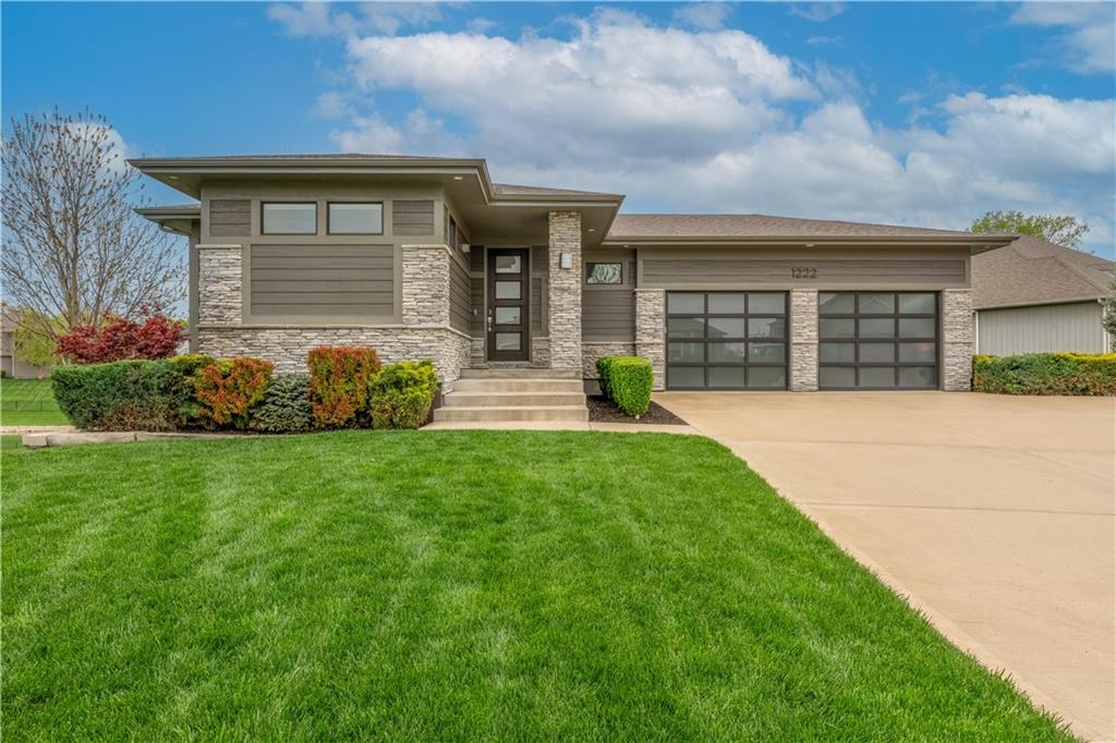 220 Johnson County | Mo Real Estate Listings Main Image