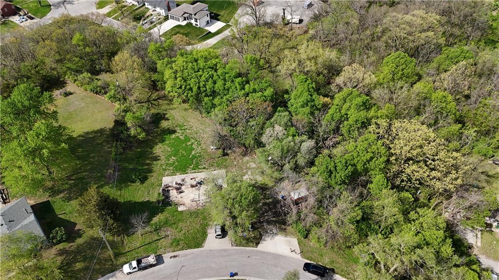 5051 Walker Avenue Property Photo 4