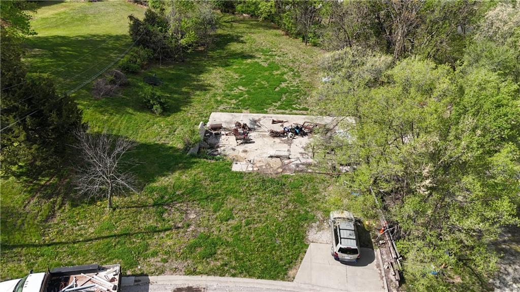 5051 Walker Avenue Property Photo 9