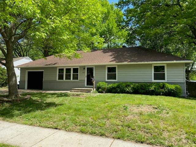 313 Ne Corder Street Property Photo 1