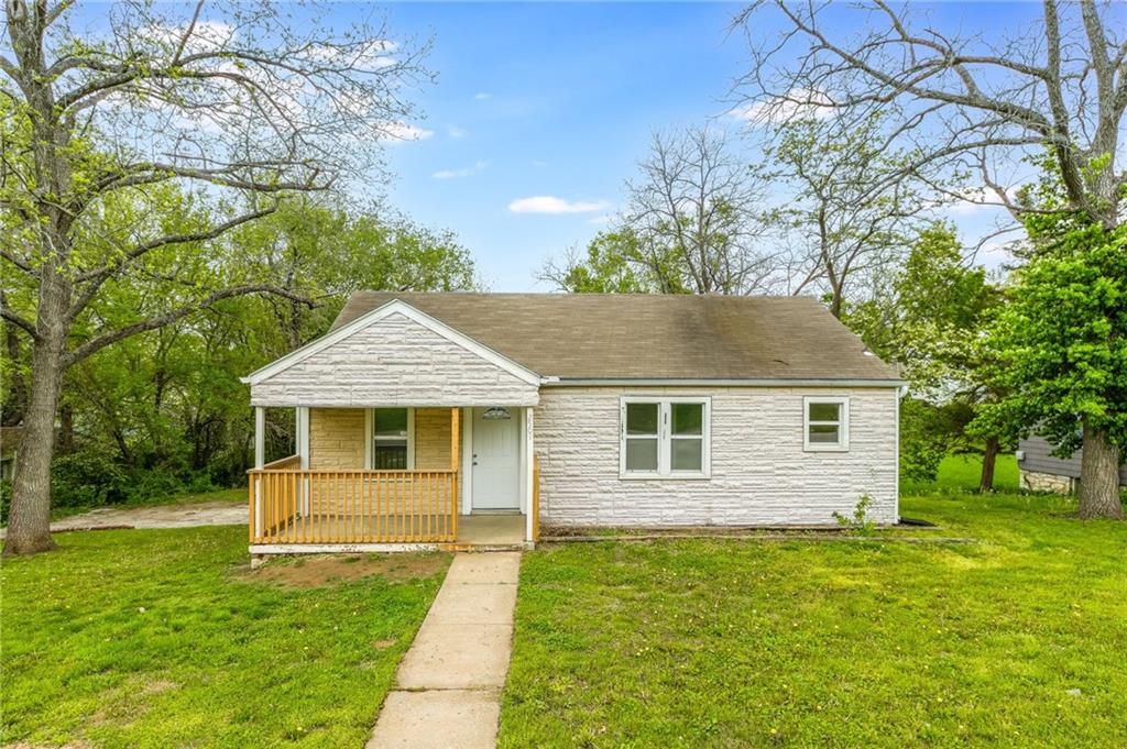 2501 S Hawthorne Avenue Property Photo