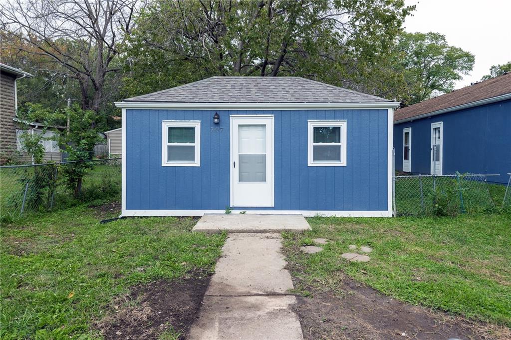 707 S Market Street Property Photo 1