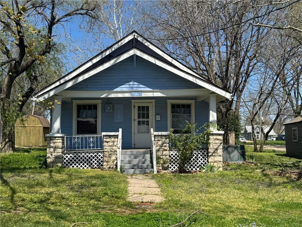 934 Pacific Street Property Photo