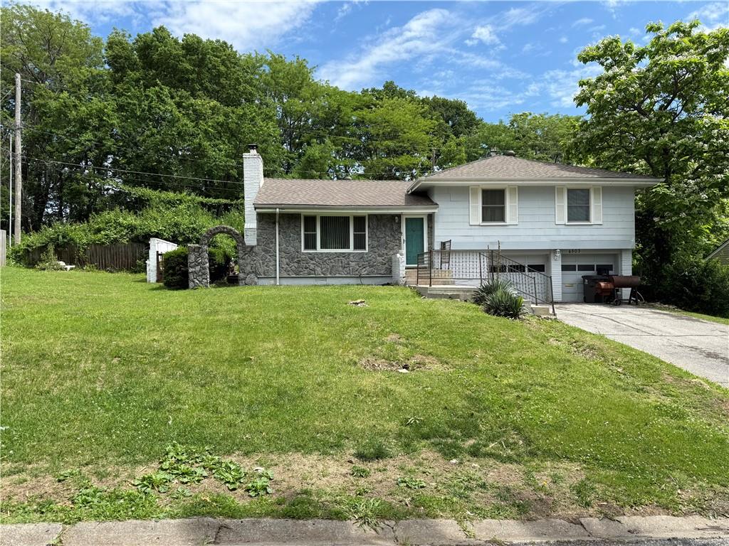 4503 S Willis Avenue Property Photo 1