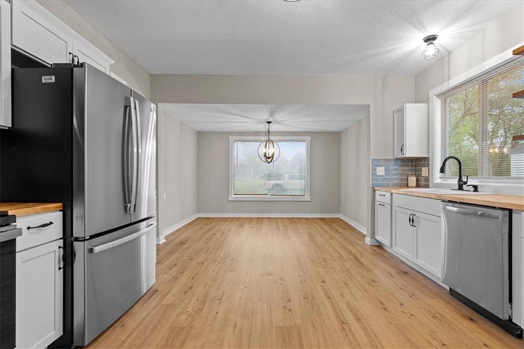 8025 E 57th Street Property Photo 10