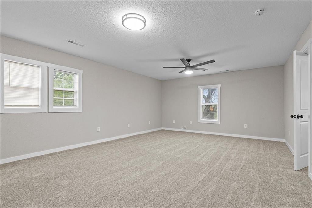 8025 E 57th Street Property Photo 16