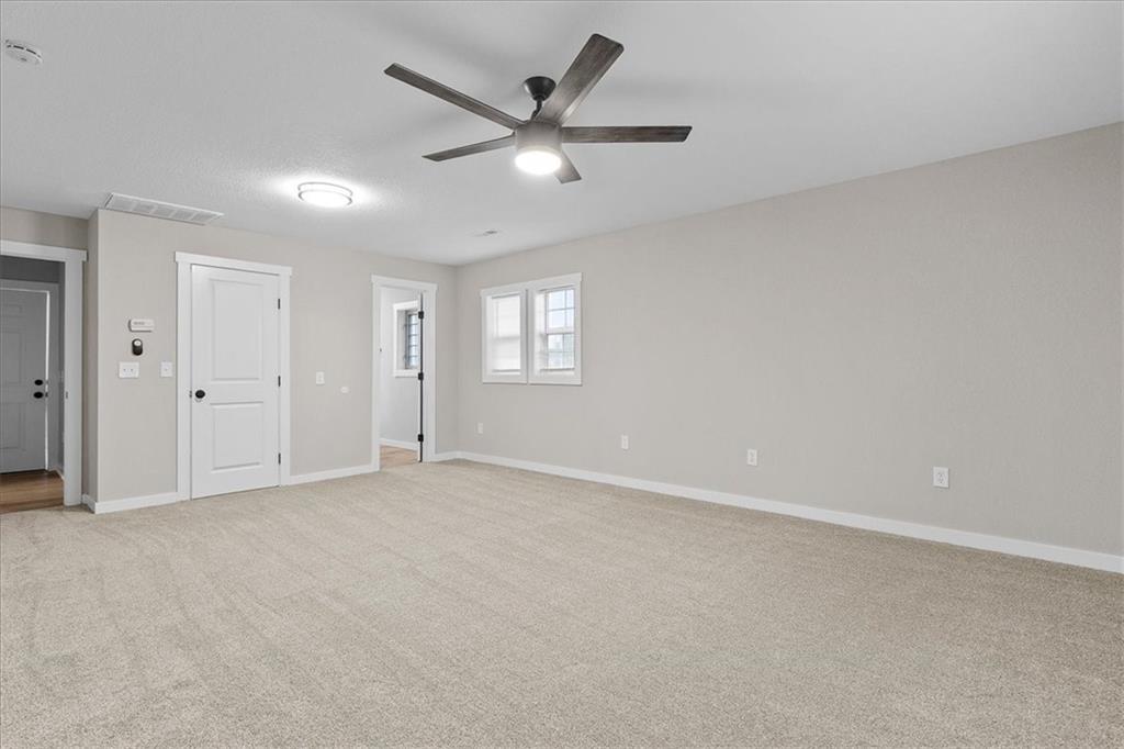 8025 E 57th Street Property Photo 17