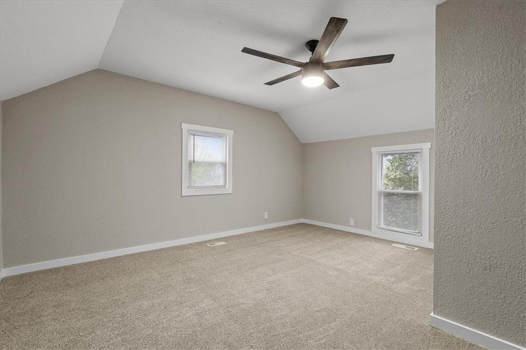 8025 E 57th Street Property Photo 20