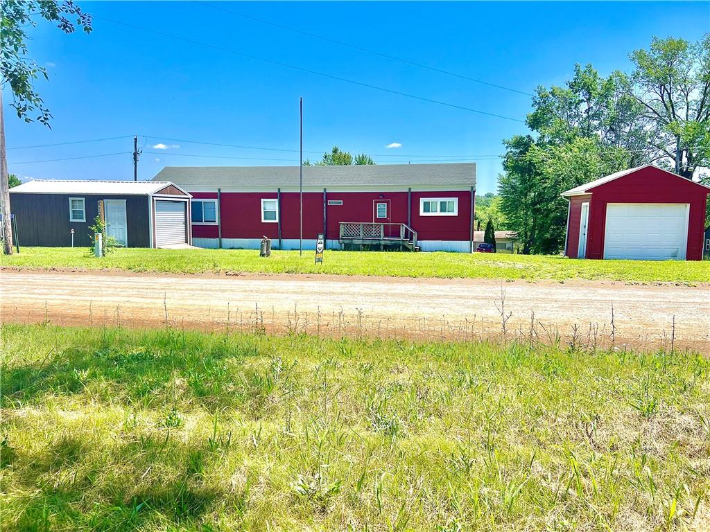 15823 Colorado Place Property Photo 1
