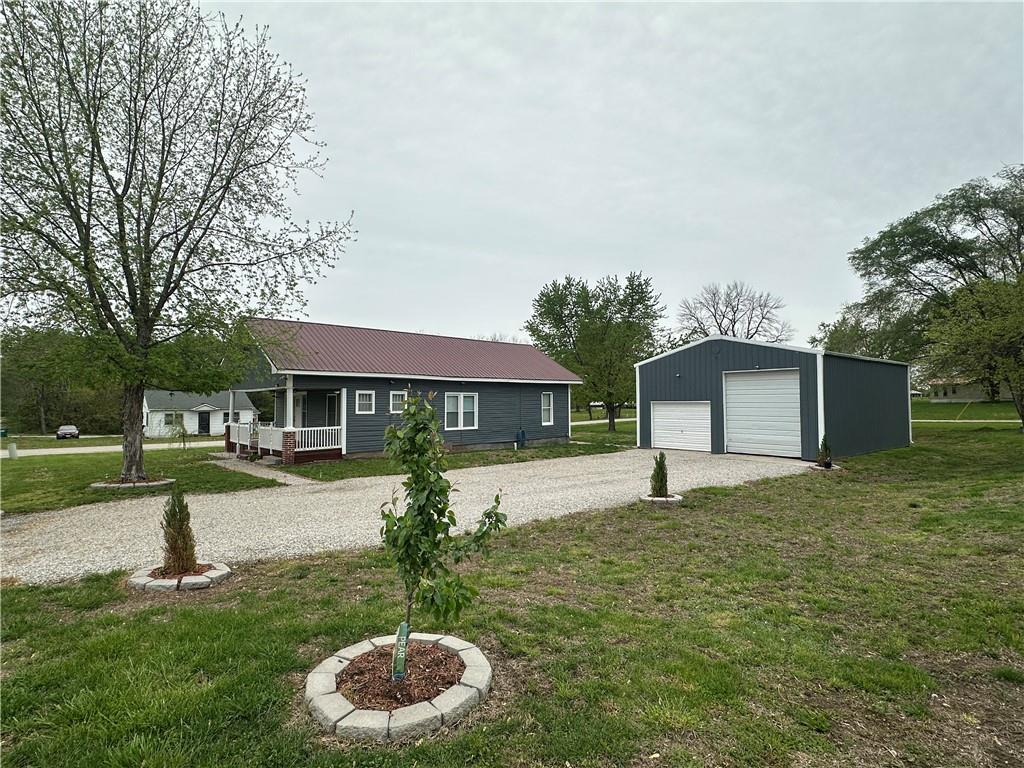 103 E North Street Property Photo