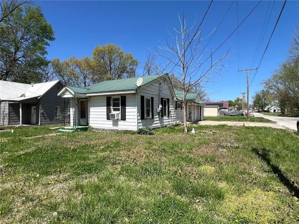 201 W Tebo Street Property Photo