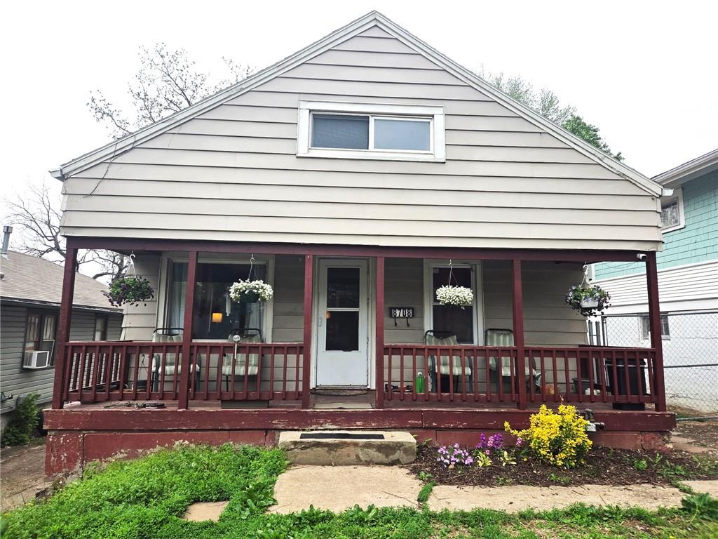 8708 Independence Avenue Property Photo