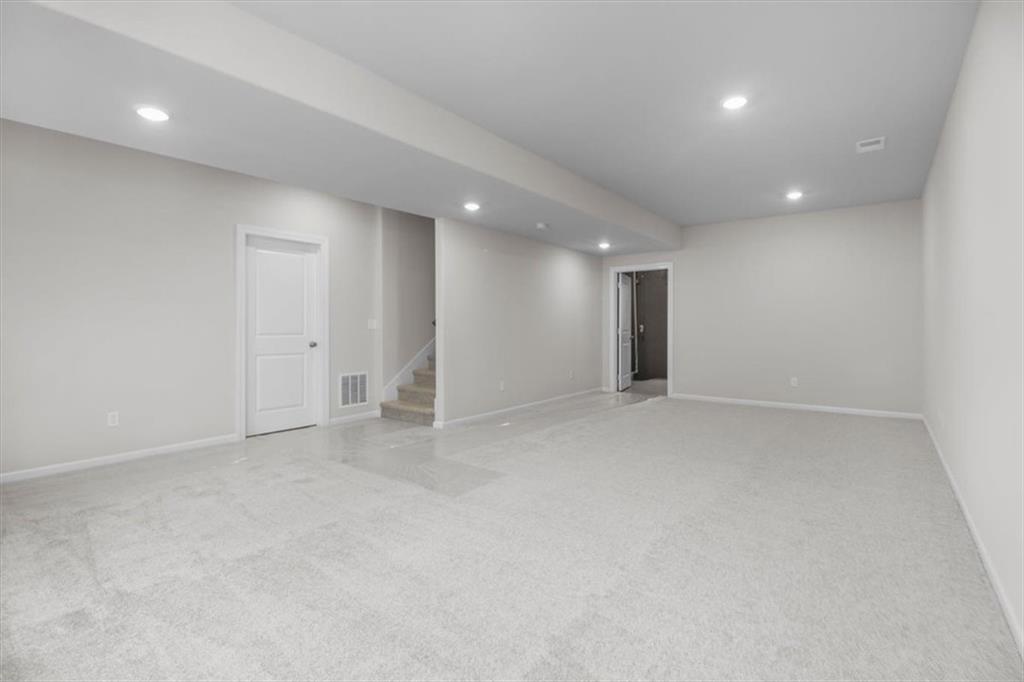 417 Se Maxwell Drive Property Photo 34