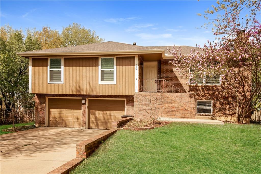 216 W Heritage Drive Property Photo