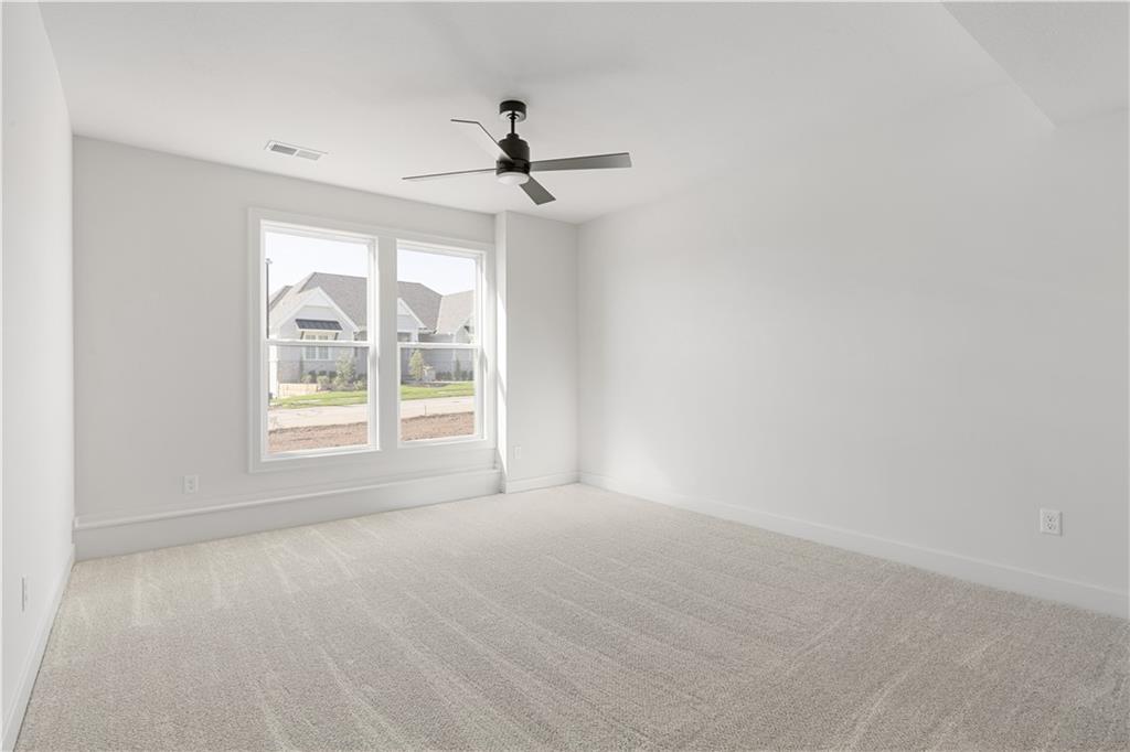 9410 Deer Run Street Property Photo 34