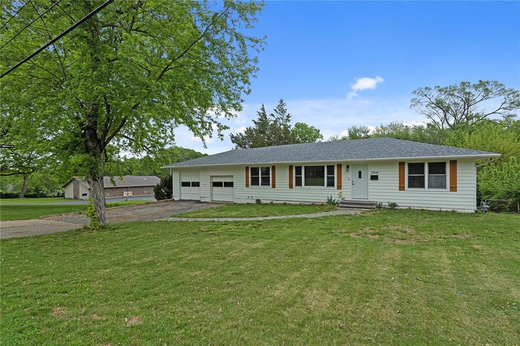2905 S Hardy Avenue Property Photo 1