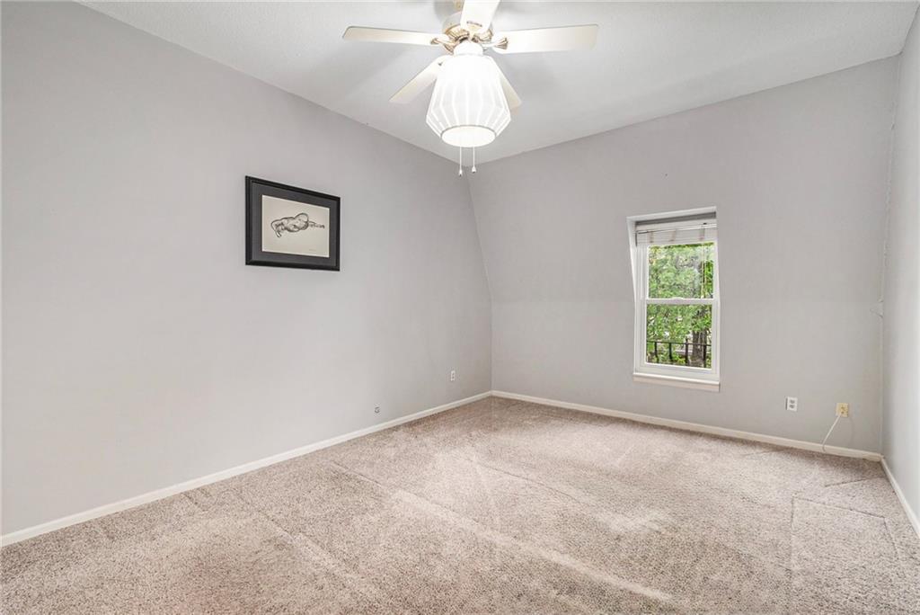 6724 W 109th Street Property Photo 10