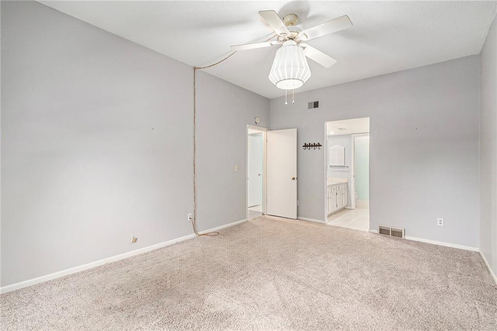 6724 W 109th Street Property Photo 11