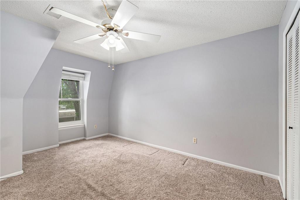 6724 W 109th Street Property Photo 14