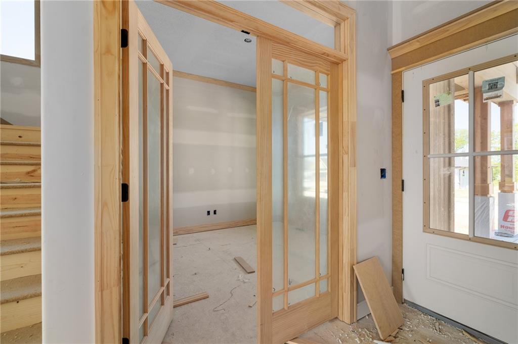 25031 W 141st Street Property Photo 4