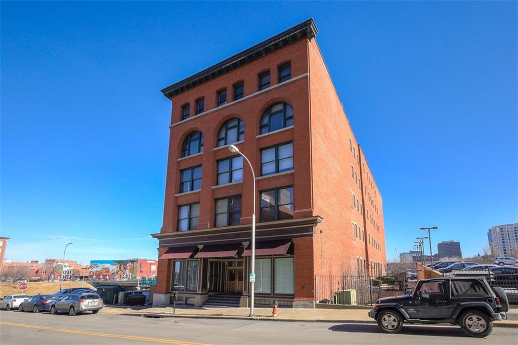 609 Central Street Property Photo