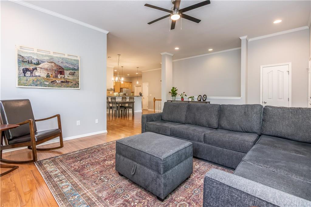 11213 S Rene Street Property Photo 1