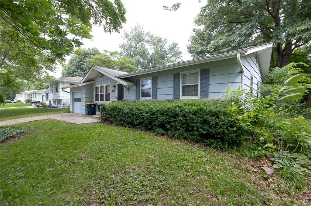 4406 Ne 49th Street Property Photo 1