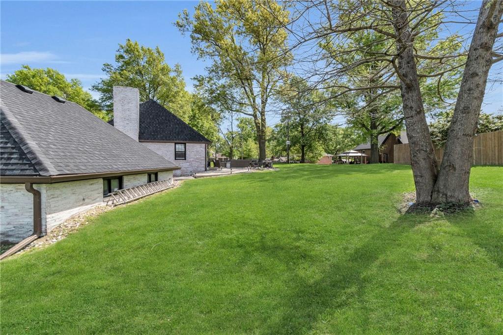 1005 Old Time Drive Property Photo 11