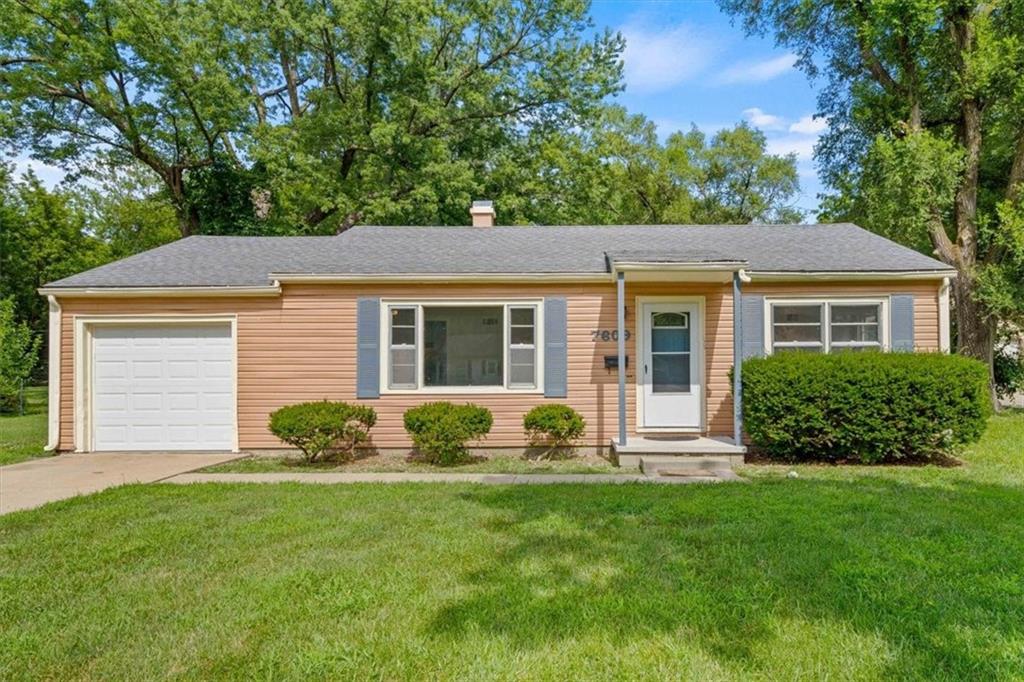 7609 Hardy Street Property Photo 1