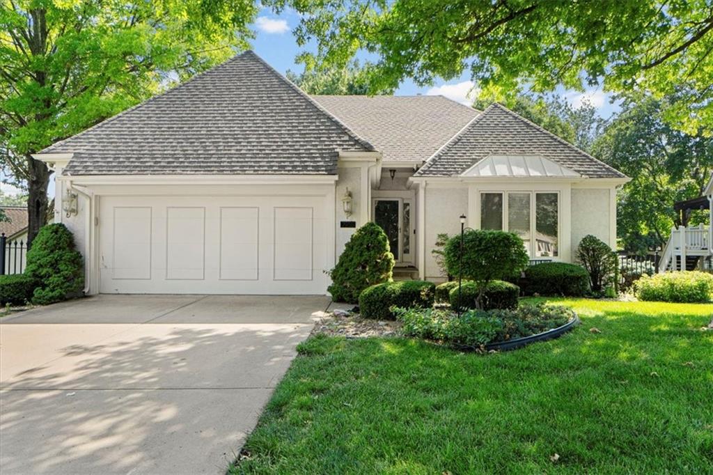7955 W 118th Place Property Photo 1