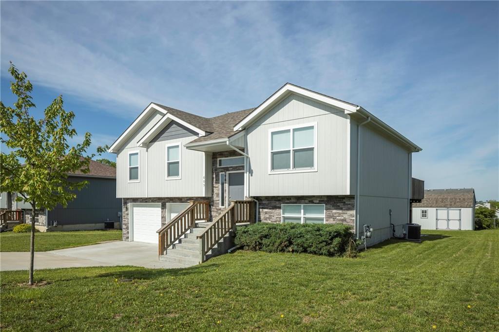 605 Carr Street Property Photo 1