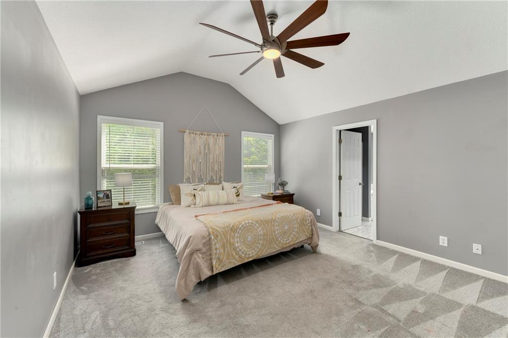 571 Hithergreen Drive Property Photo 19