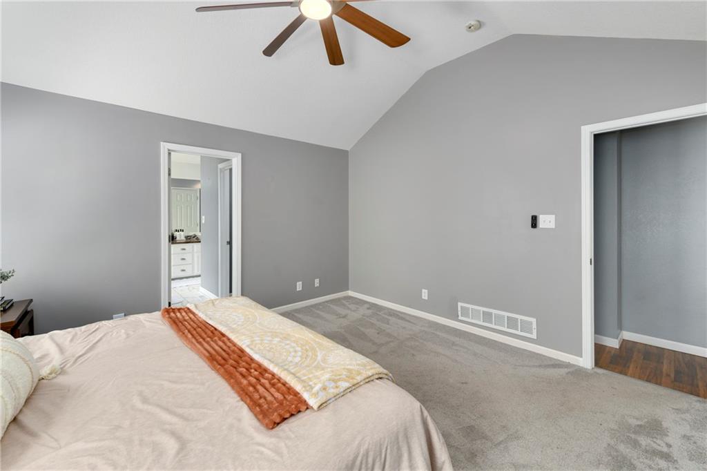 571 Hithergreen Drive Property Photo 21
