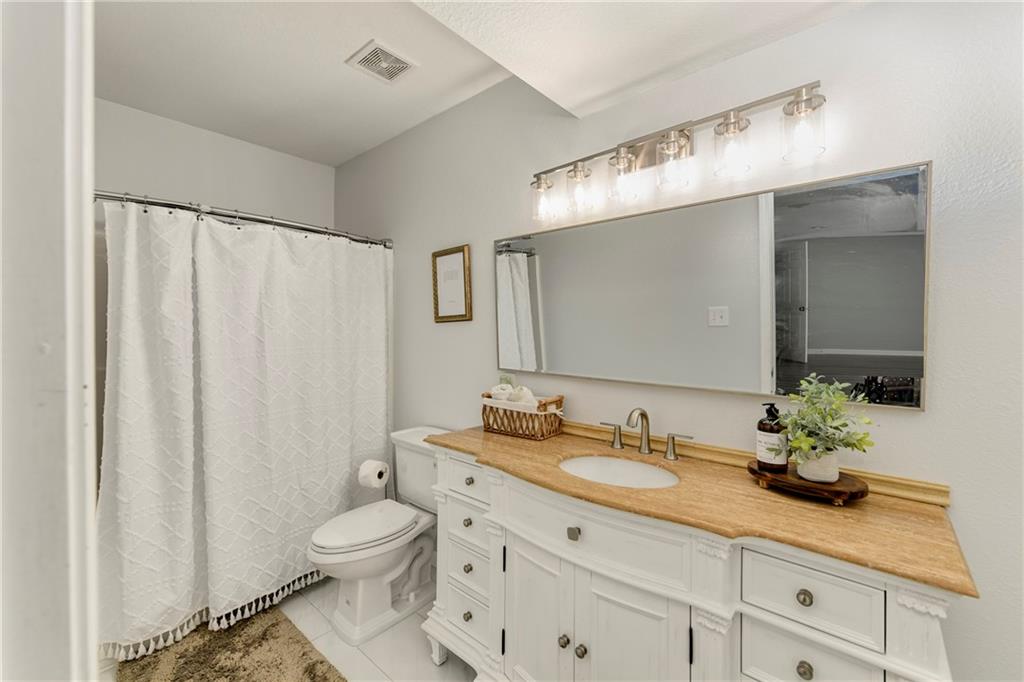 571 Hithergreen Drive Property Photo 30