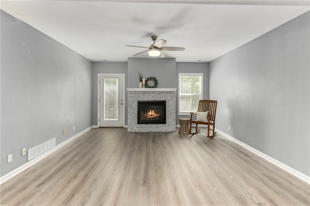 571 Hithergreen Drive Property Photo 32