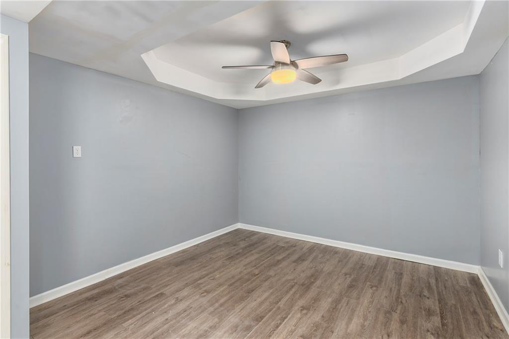 571 Hithergreen Drive Property Photo 37