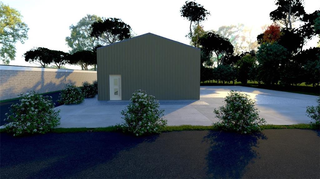 2605 E 78th Terrace Property Photo 2