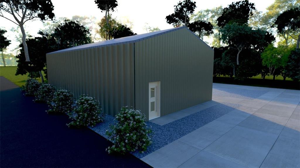 2605 E 78th Terrace Property Photo 3