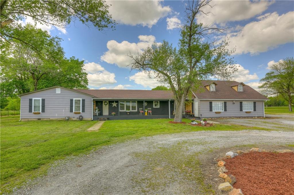 4710 Se Highway 69 Highway Property Photo