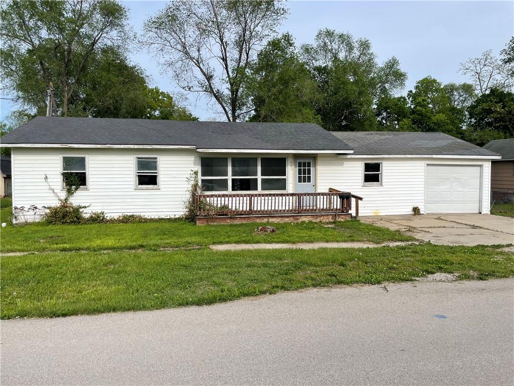 405 S Daviess Street Property Photo