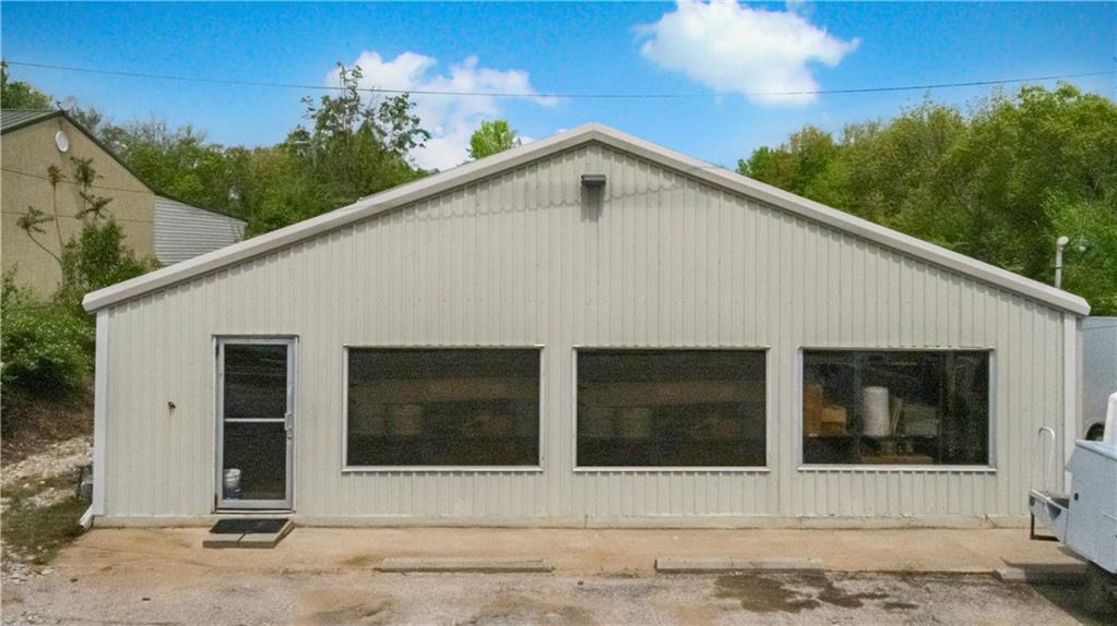 505 E Young Avenue Property Photo