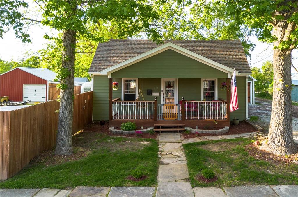 111 W Olive Street Property Photo 1