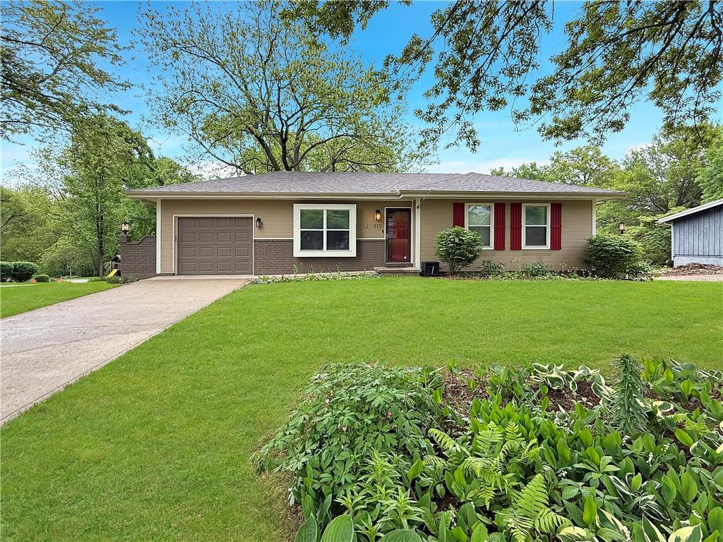913 Walnut Street Property Photo