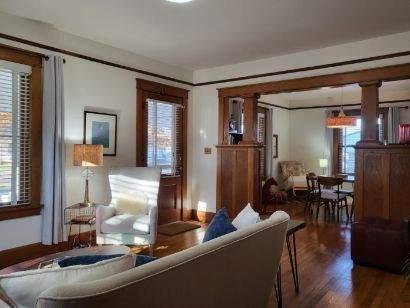 418 Parkway Street Property Photo 5